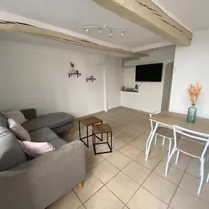 Maison De Village Hébergement de vacances Courthézon